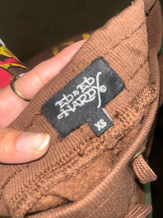 Ed Hardy Brown Tiger Heart Graphic Tee and Shorts Set - Picture 2 of 7